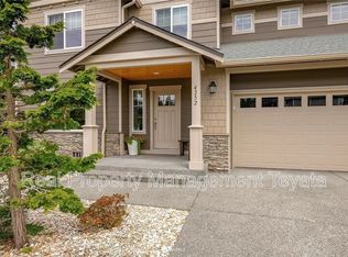 4352 Castlerock Dr, Blaine, WA 98230