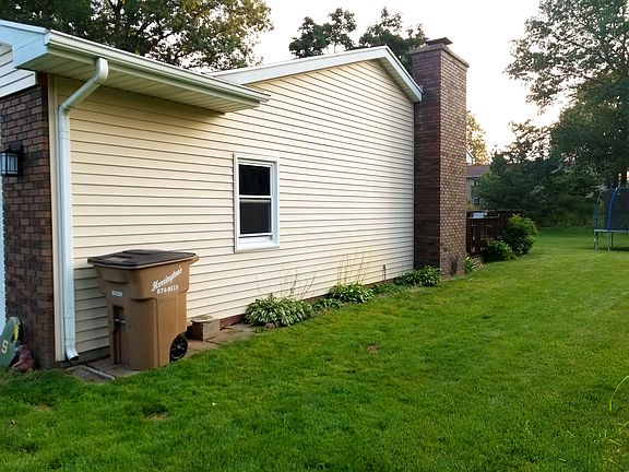 3rd image of 6537 Wahlfield Ave NW