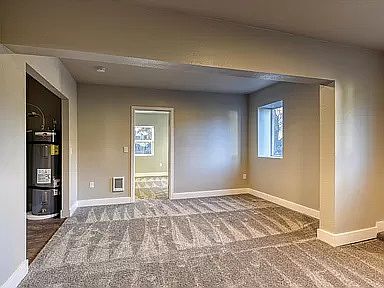 5th image of 2229 E Boone Ave #2