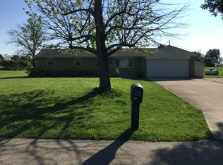 925 Livingston Dr, Xenia, OH 45385