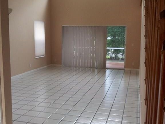 4th image of 9516 NW 8th Cir