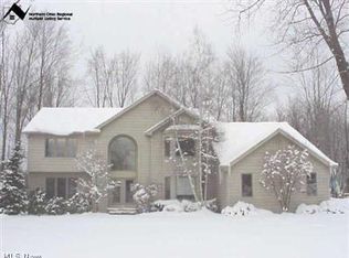 31065 Woodall Dr, Solon, OH 44139