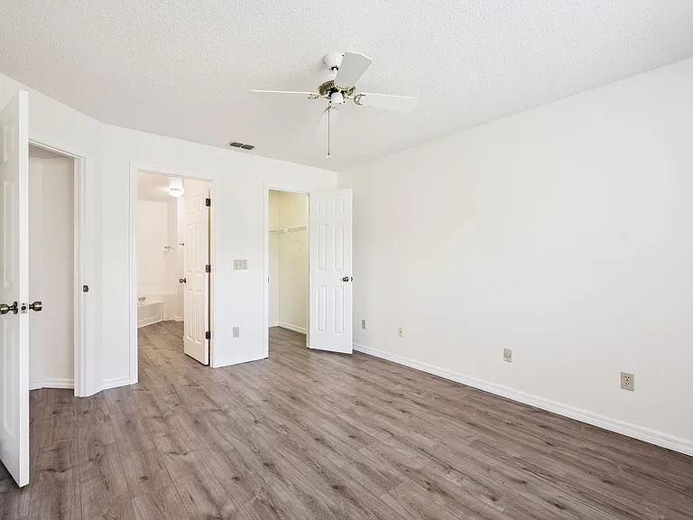 4807 Coachmans Dr #2408 — Photo 20