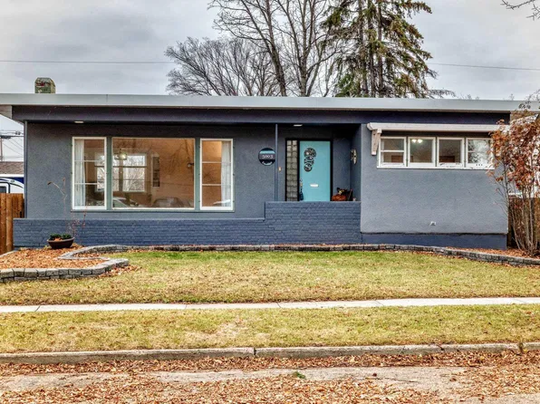 5003 46th Ave, Wetaskiwin, AB T9A 0H4