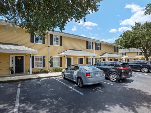 2927 SW 35th Pl APT 115, Gainesville, FL 32608