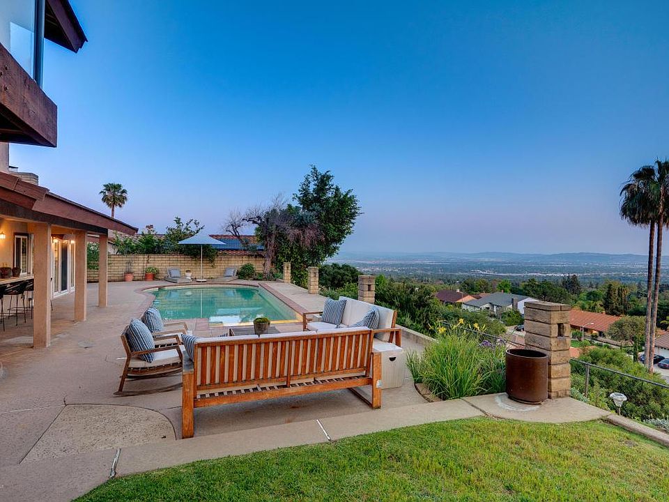 1st image of 4101 Park Vista Dr