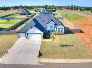 117 W Duane Dr, Mustang, OK 73064