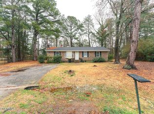 2429 Hillendale Cir, Greenville, NC 27858