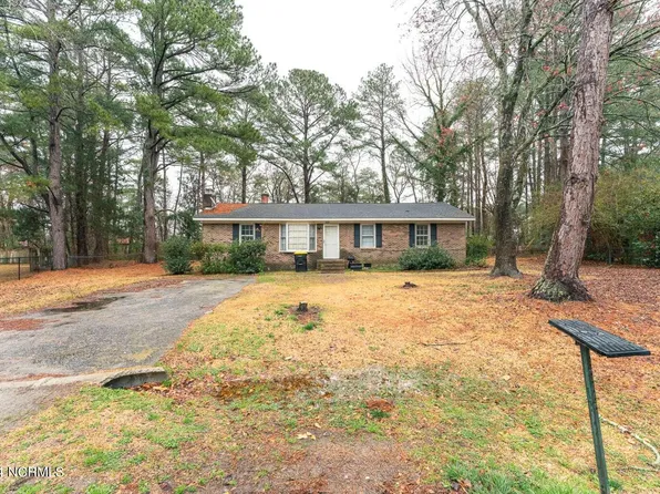 2429 Hillendale Circle, Greenville, NC 27858