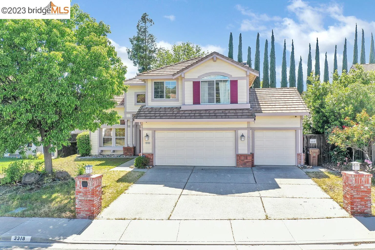 3318 Kodiak St photo 1