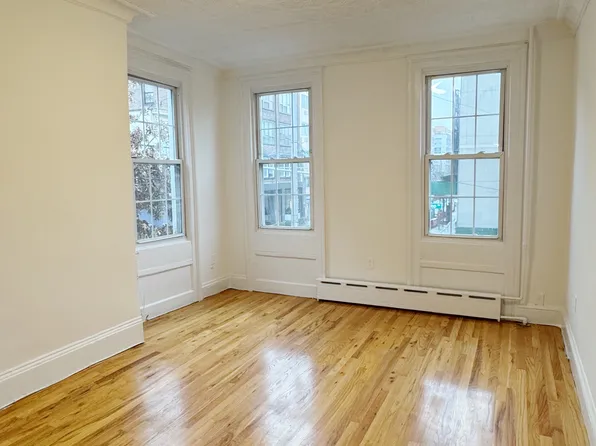530 Driggs Avenue image 1 of 13
