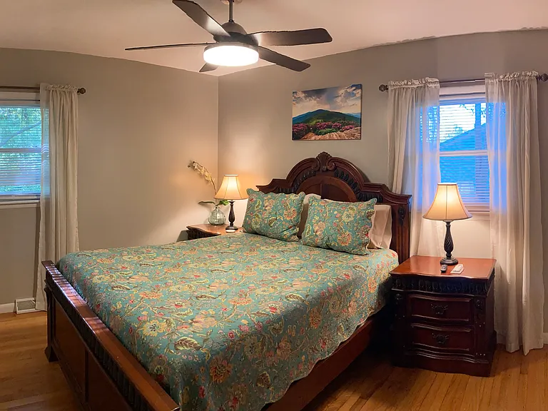 13 Waters Rd — Photo 2