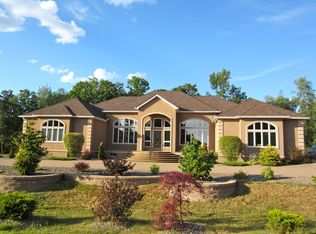 15 Drago Way, White Plains, NY 10607