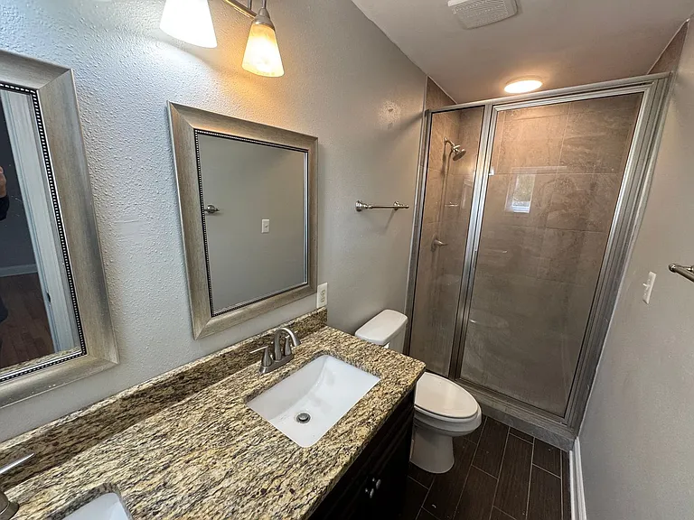119 Judith Dr — Photo 2