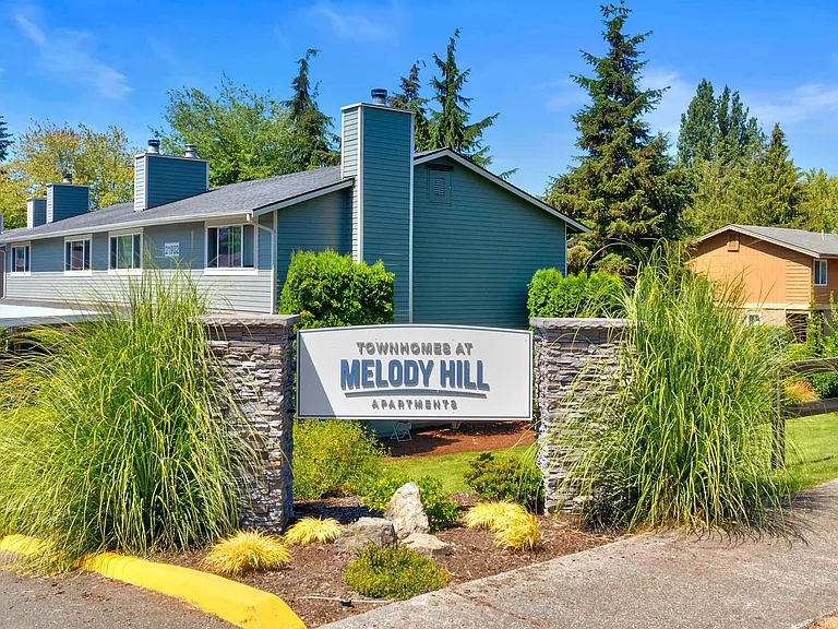 Townhomes at Melody Hill - Beautifully Renovated Townhomes — Photo 7