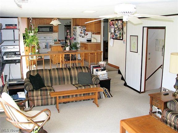4th image of 32530 Arlesford Dr