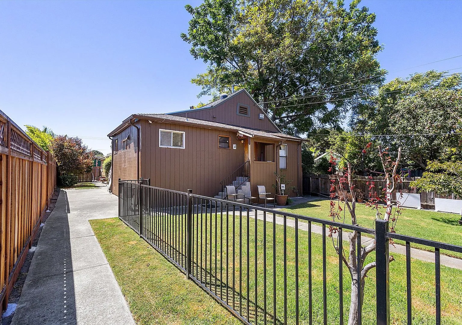 2510 Eagle Ave #C - 2 bedroom | 1 bath | Back Cottage — Photo 4