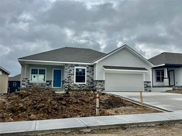 1549 N 157th Ter, Basehor, KS 66007