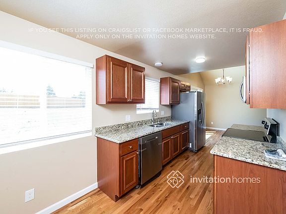 4th image of 2871 S Argonne St
