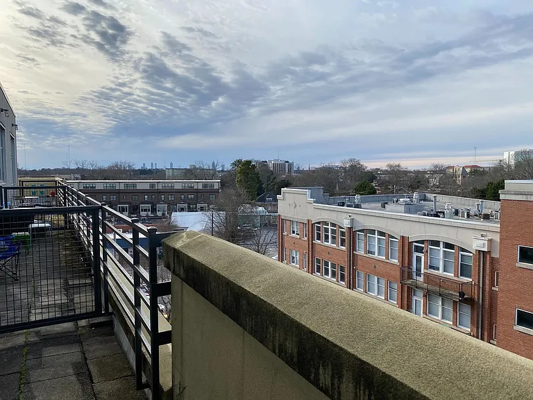 Ice House Lofts — Photo 22