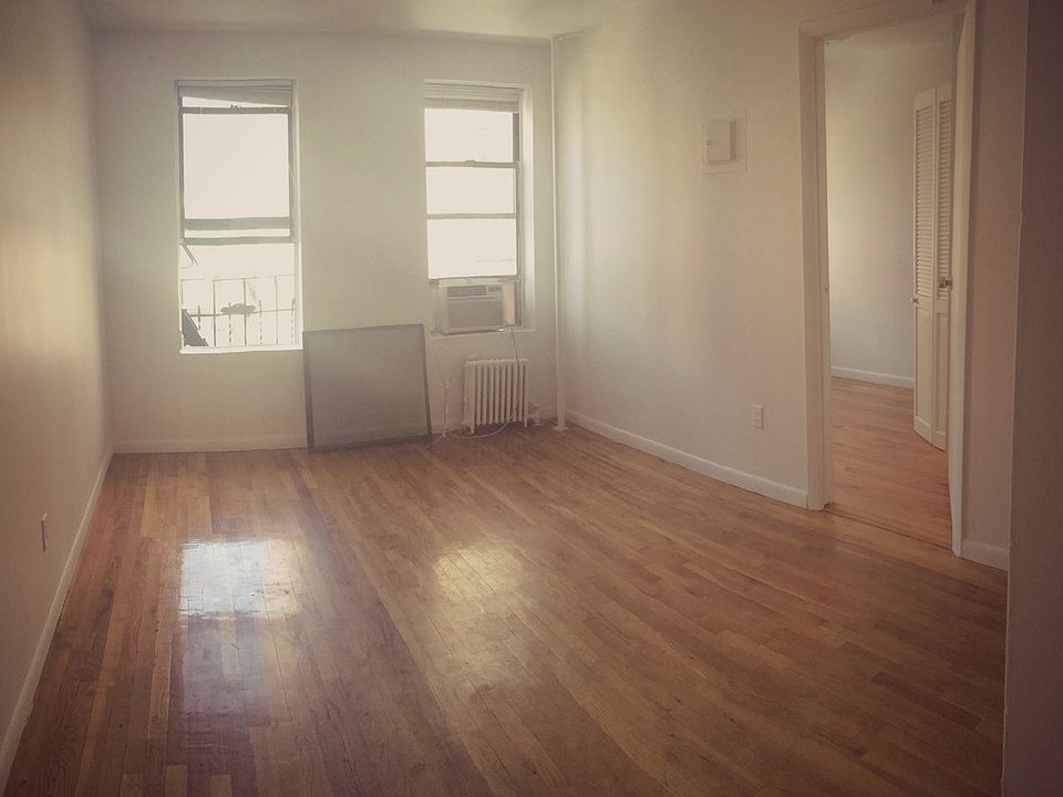 1st image of 240 E 28th St APT 22