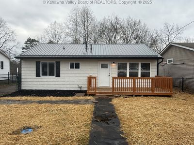 1530 Upper Midway Dr, Dunbar, WV, 25064