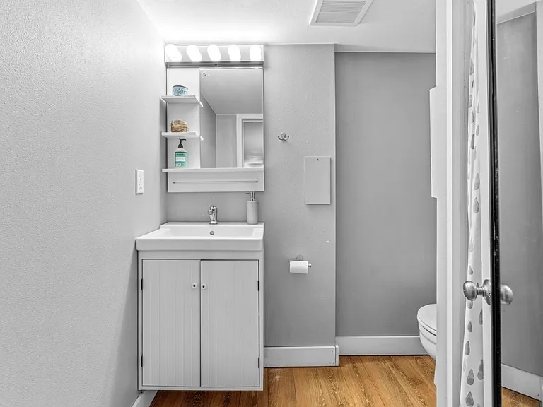 3755 NE Sumner St — Photo 4
