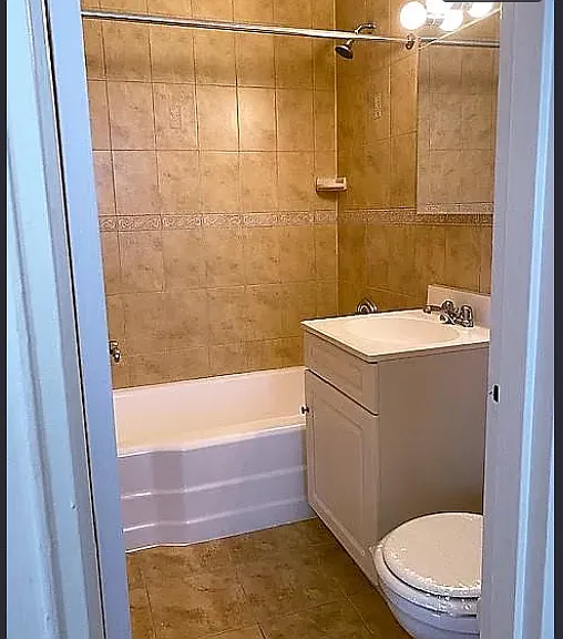86-25 Van Wyck Expressway E Service Rd #531 — Photo 4