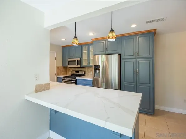 13669 Comuna Dr, Poway, CA 92064