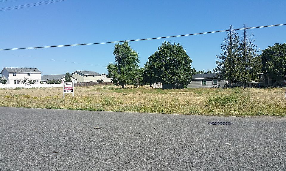 1.83 Acres - 11 DUPLEXES PLAT