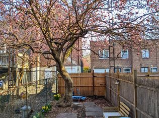 935 Metropolitan Ave APT 1L, Brooklyn, NY 11211