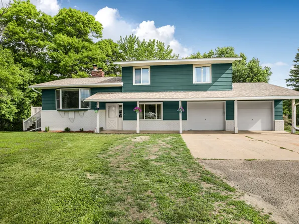 15984 Shelly Dr, Little Falls, MN 56345