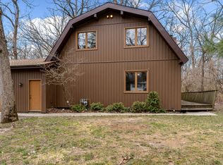 325 Rochester Rd NE, Poplar Grove, IL 61065