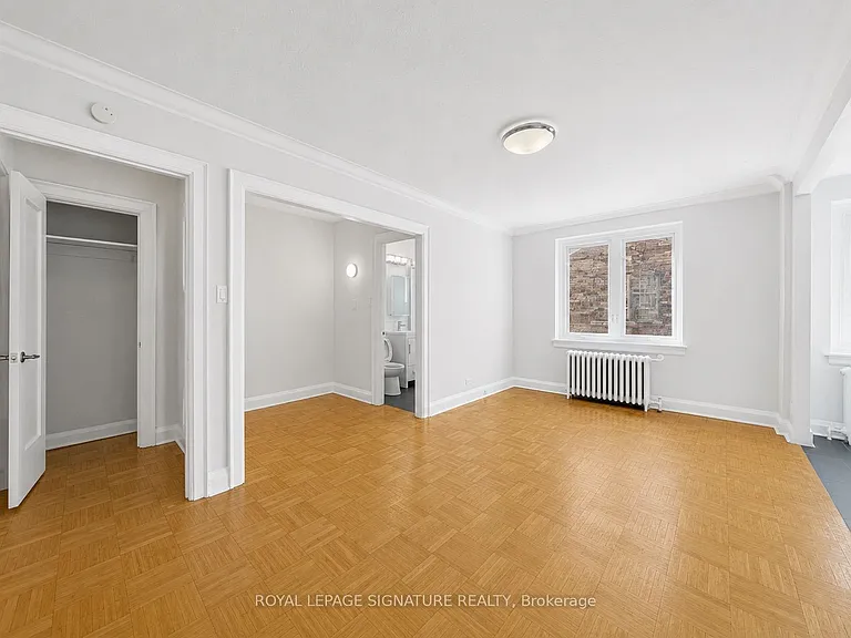 396 Avenue Rd #417 — Photo 1