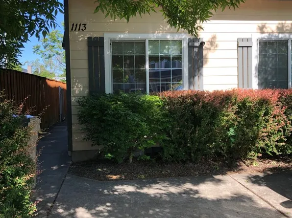 1113 NW 27th St, Corvallis, OR 97330