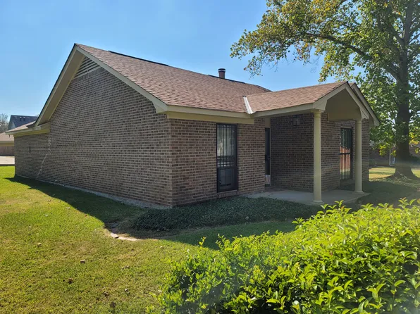 4612 Young Farm Ct, Montgomery, AL 36106