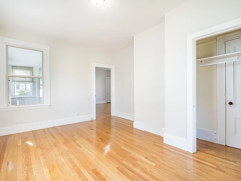 31 Adams St #1 — Photo 11