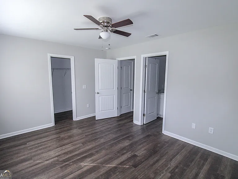 124 Callaway Cres — Photo 7