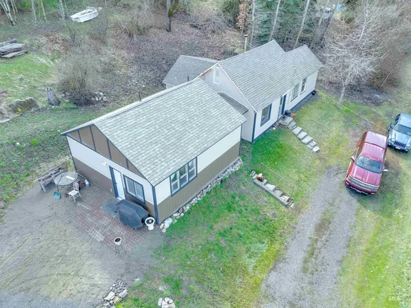 140 Fir St, Potlatch, ID 83855