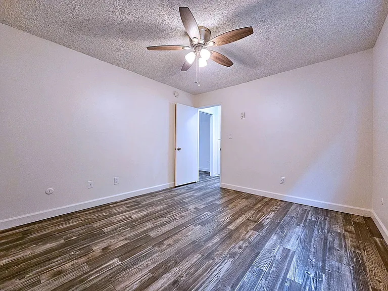 3946 Idaho St — Photo 20