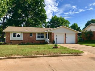 1024 E Hastain Ave, Sapulpa, OK 74066