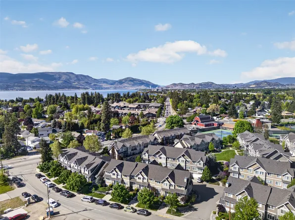 600 Sherwood Rd Unit 4, Kelowna, BC V1W 5K1