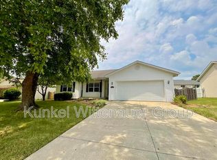 969 Holyoke Dr, Shiloh, IL 62269