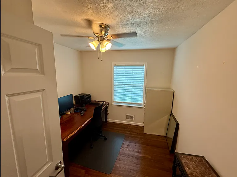 3224 Hicks Rd SW — Photo 17