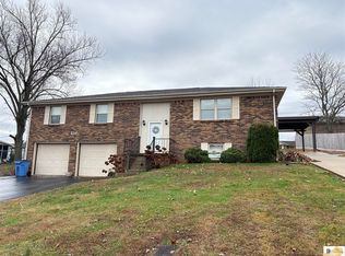 216 Castleridge Dr, Glasgow, KY 42141
