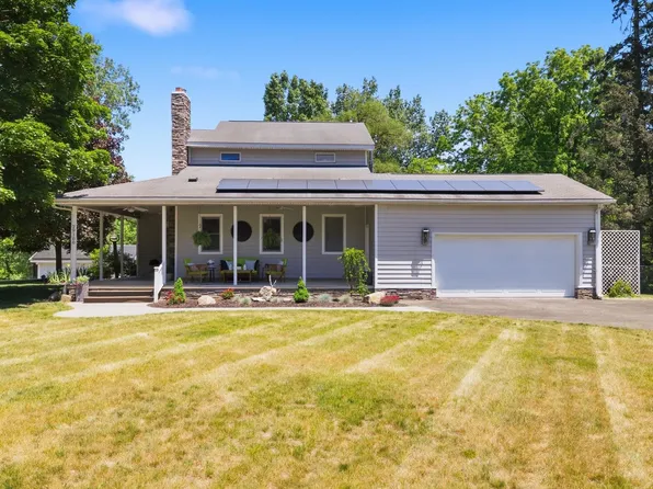 29100 Terrence St, Livonia, MI 48154