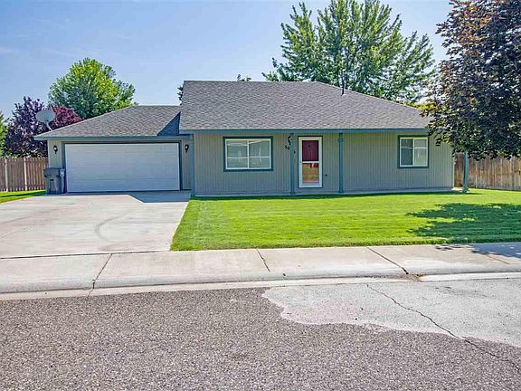 2nd image of 3026 Bluet Dr
