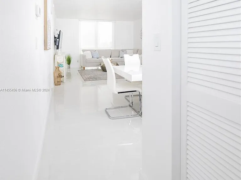 3801 S Ocean Dr #7O — Photo 25
