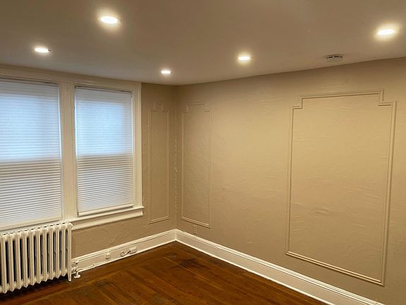 4th image of 439 Warburton Ave Floor 2