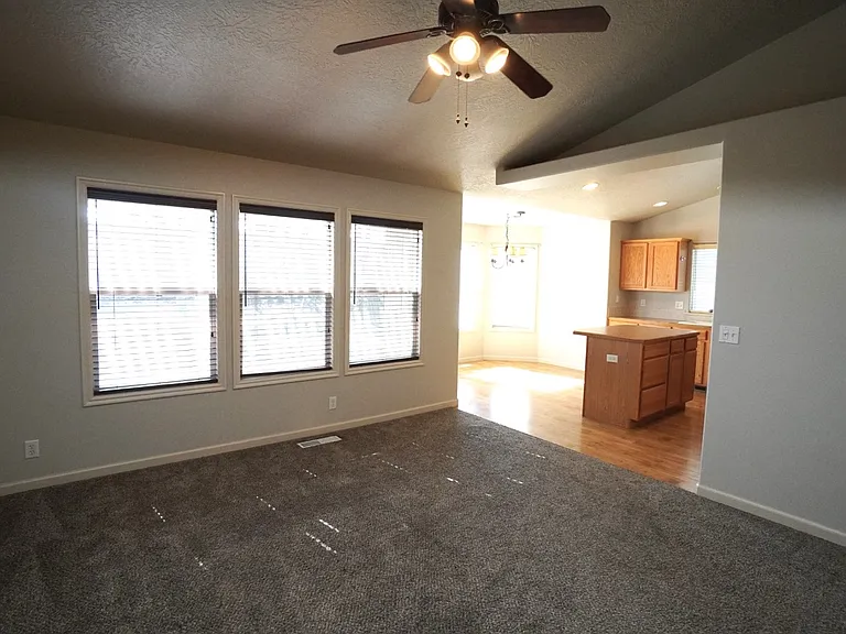 1445 W Silver Salmon Dr — Photo 13